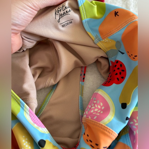 Medium EHR fruit salad - Picture 3 of 3